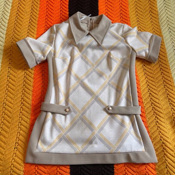 1960s MOD argyle print yellow and grey collared dagger collar short sleeved blou - Picture 9 of 10